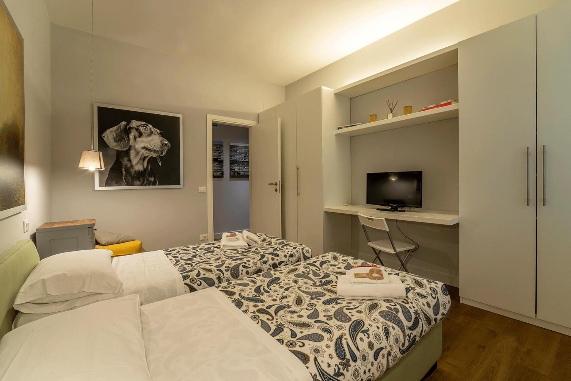 Fotofever Apt, Two Bedrooms With Air Conditioned In Elegant Shopping Area, Close To Vatican Rom