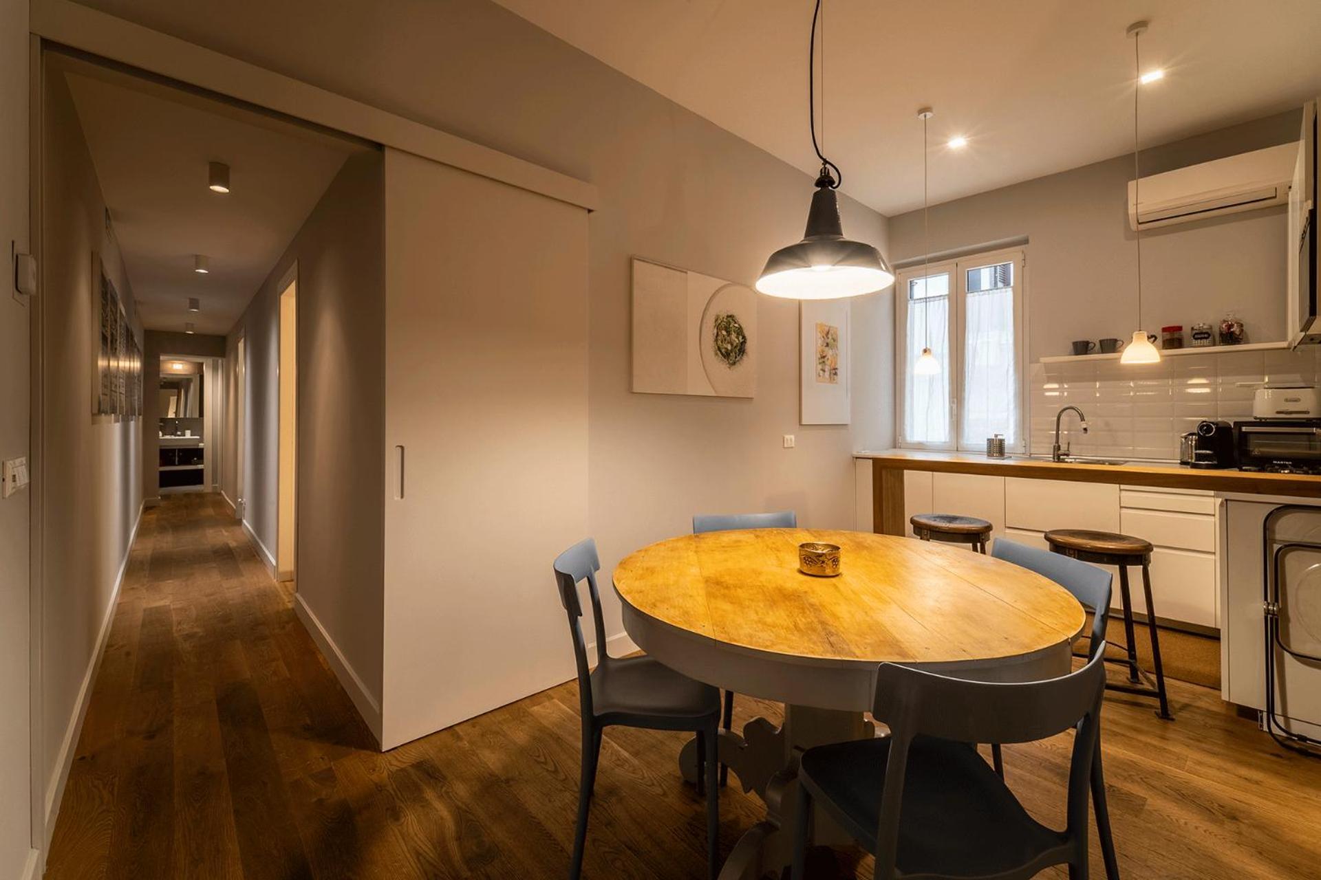 Fotofever Apt, Two Bedrooms With Air Conditioned In Elegant Shopping Area, Close To Vatican Rom
